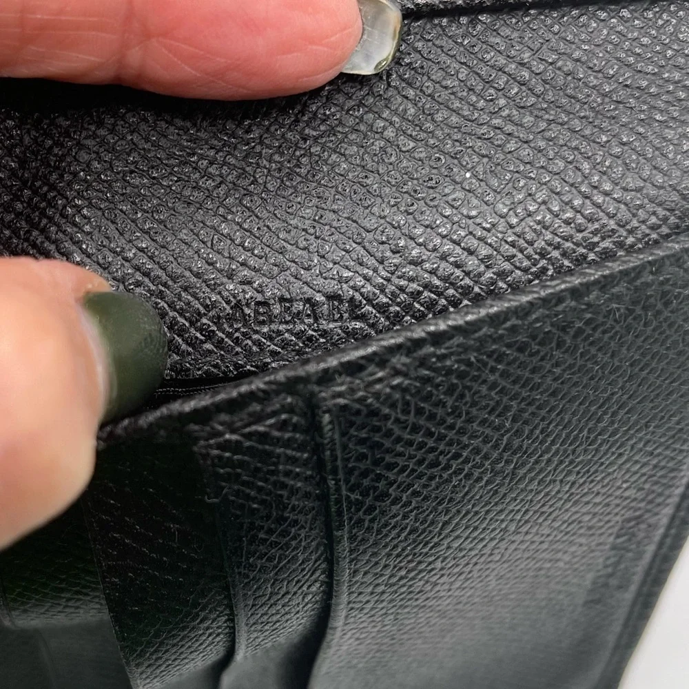 Bvlgari - authentic - black leather Men’s / unisex  bi-fold wallet - GUC